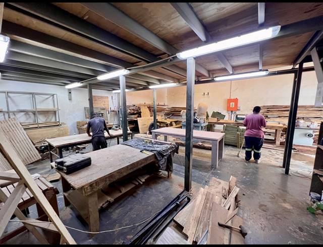 135M² MINI FACTORY TO LET IN UMBOGINTWINI